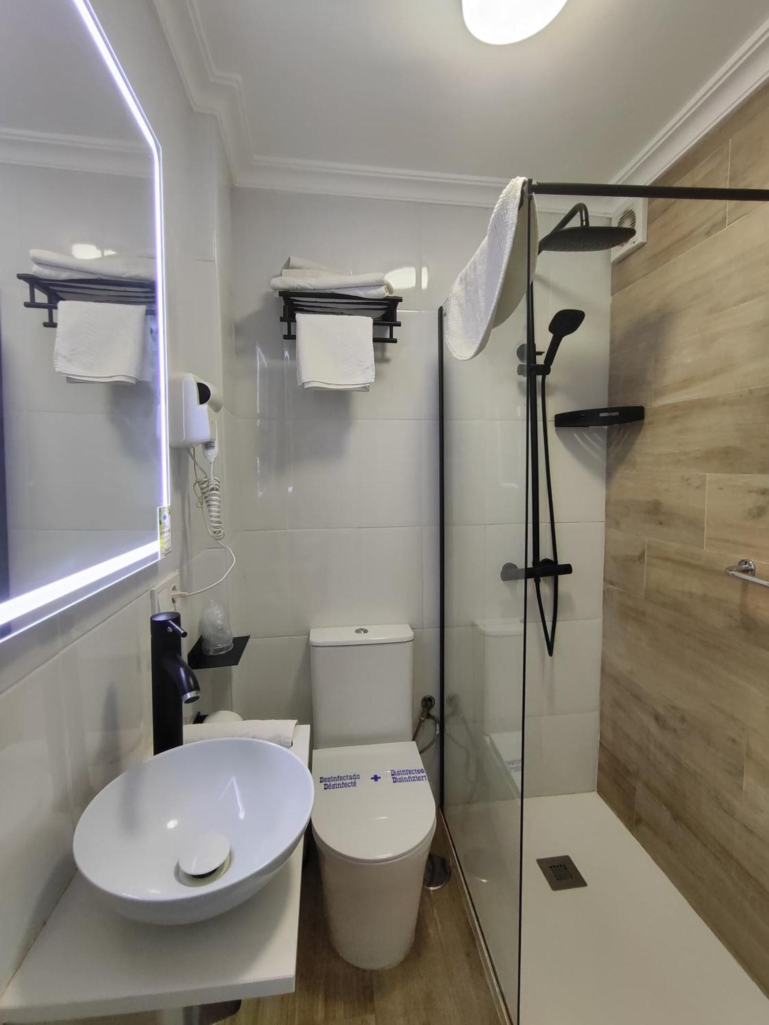 Hostal Lucy Santender Kültér fotó